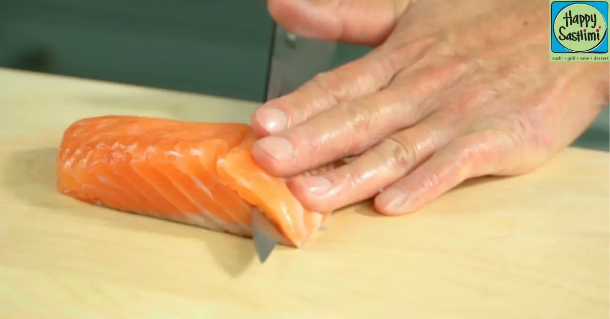 how to slice fish for sushi